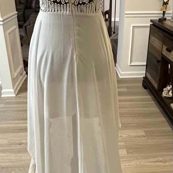 Xtaren unique dress. Embroidery on mesh top with flowy bottom, Adult Sz Small - Picture 4 of 8